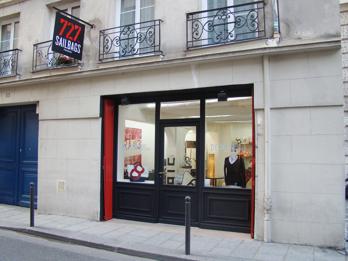 Boutique-727-Sailbags-3