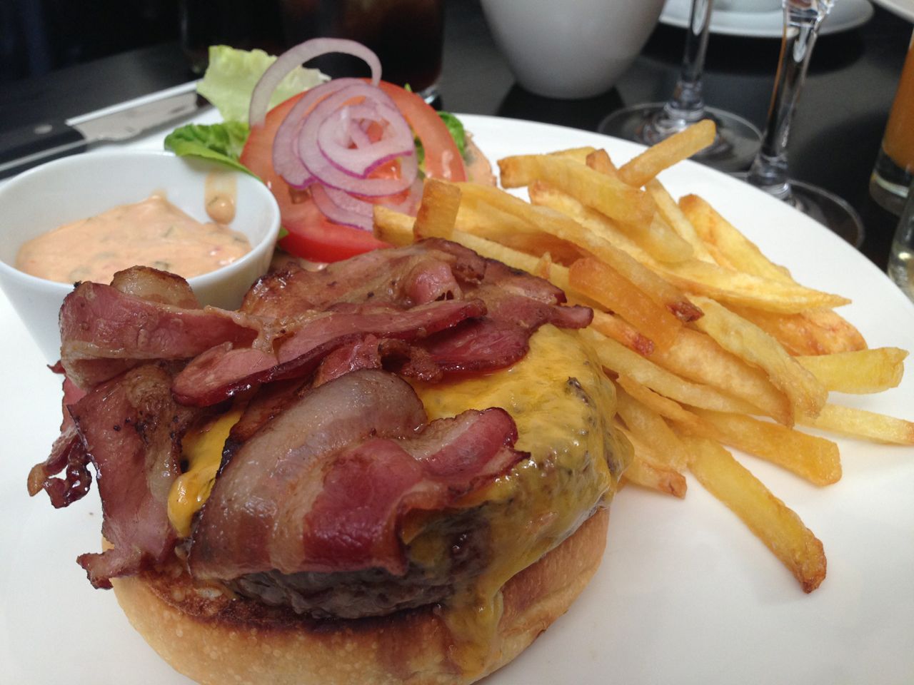 DomeHamburger