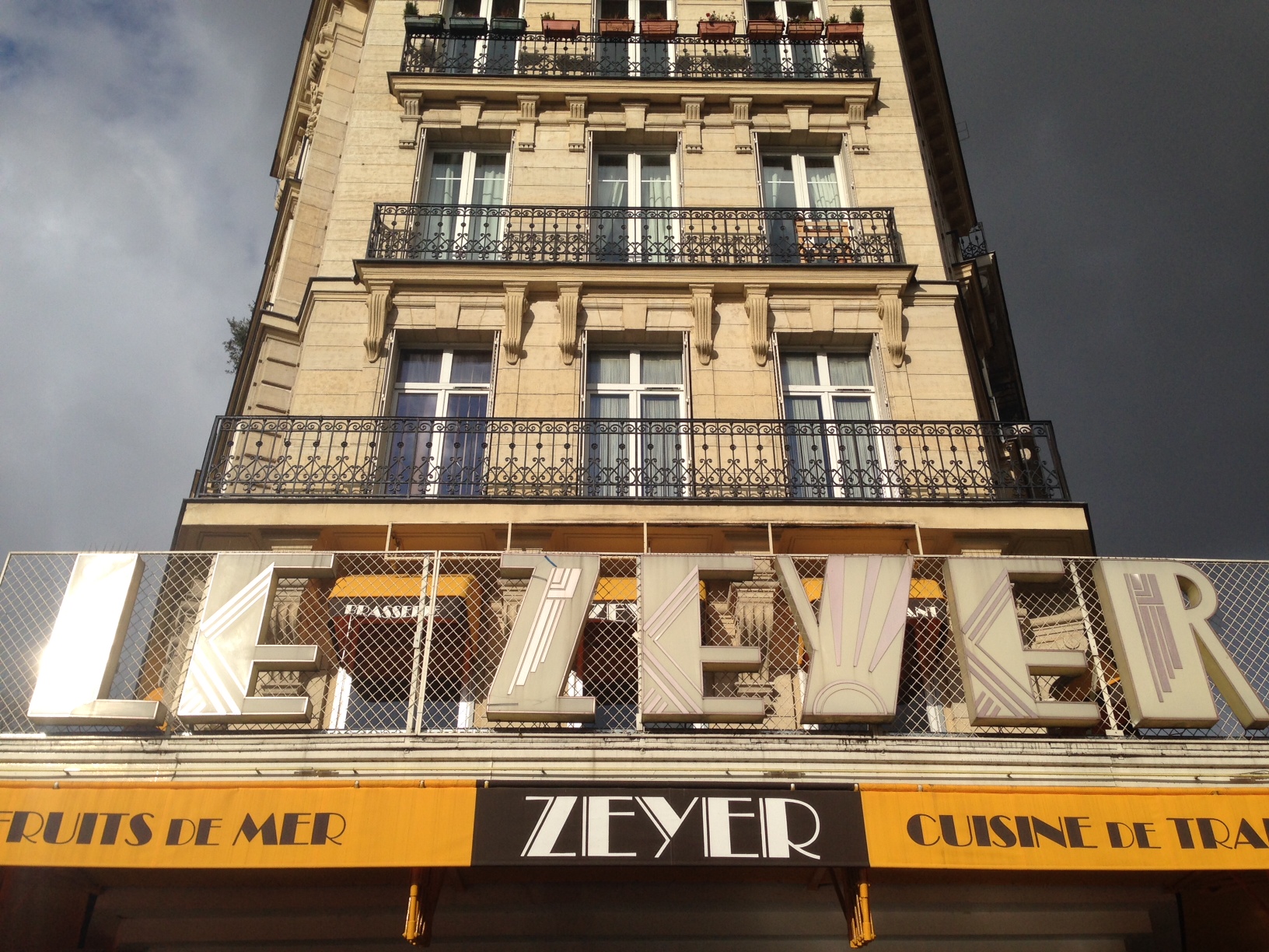 ZEYERfacade