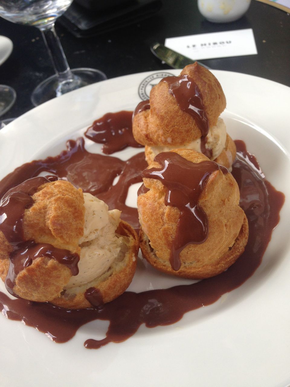 HIBOUprofiteroles