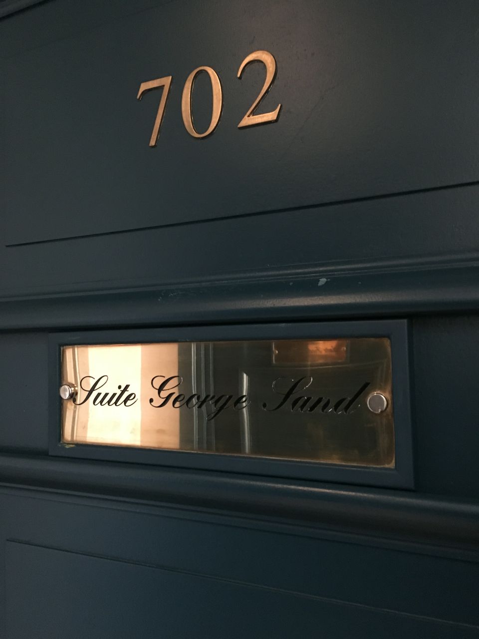 Suite 702