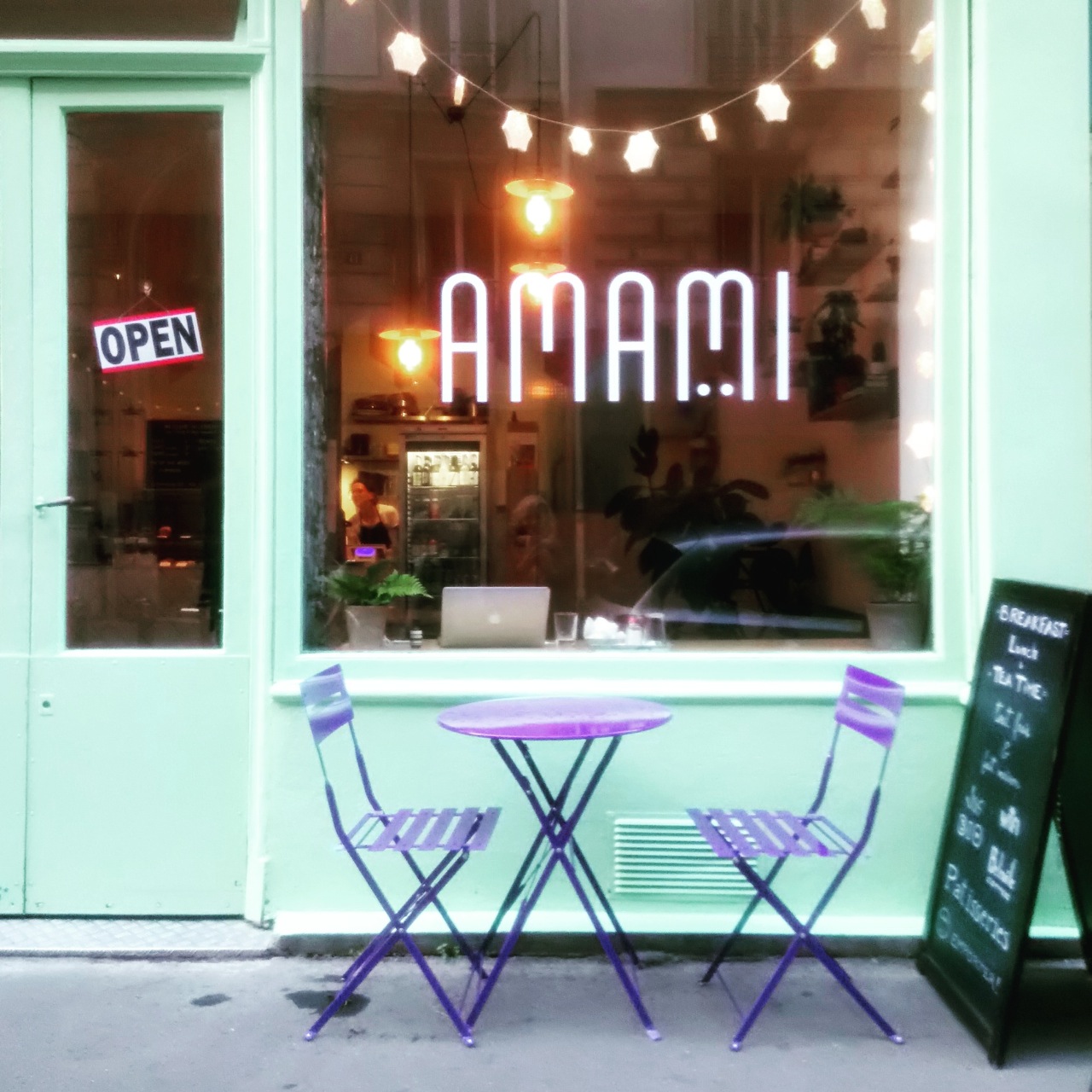 Paris vu par Natalie - AMAMI
