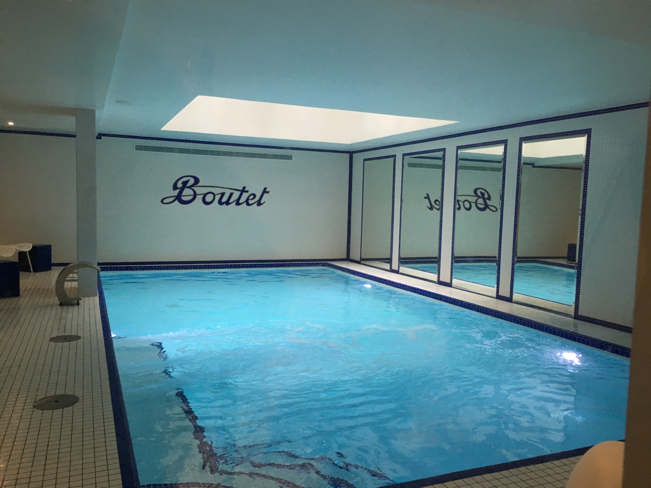 Hôtel Boutet - la piscine