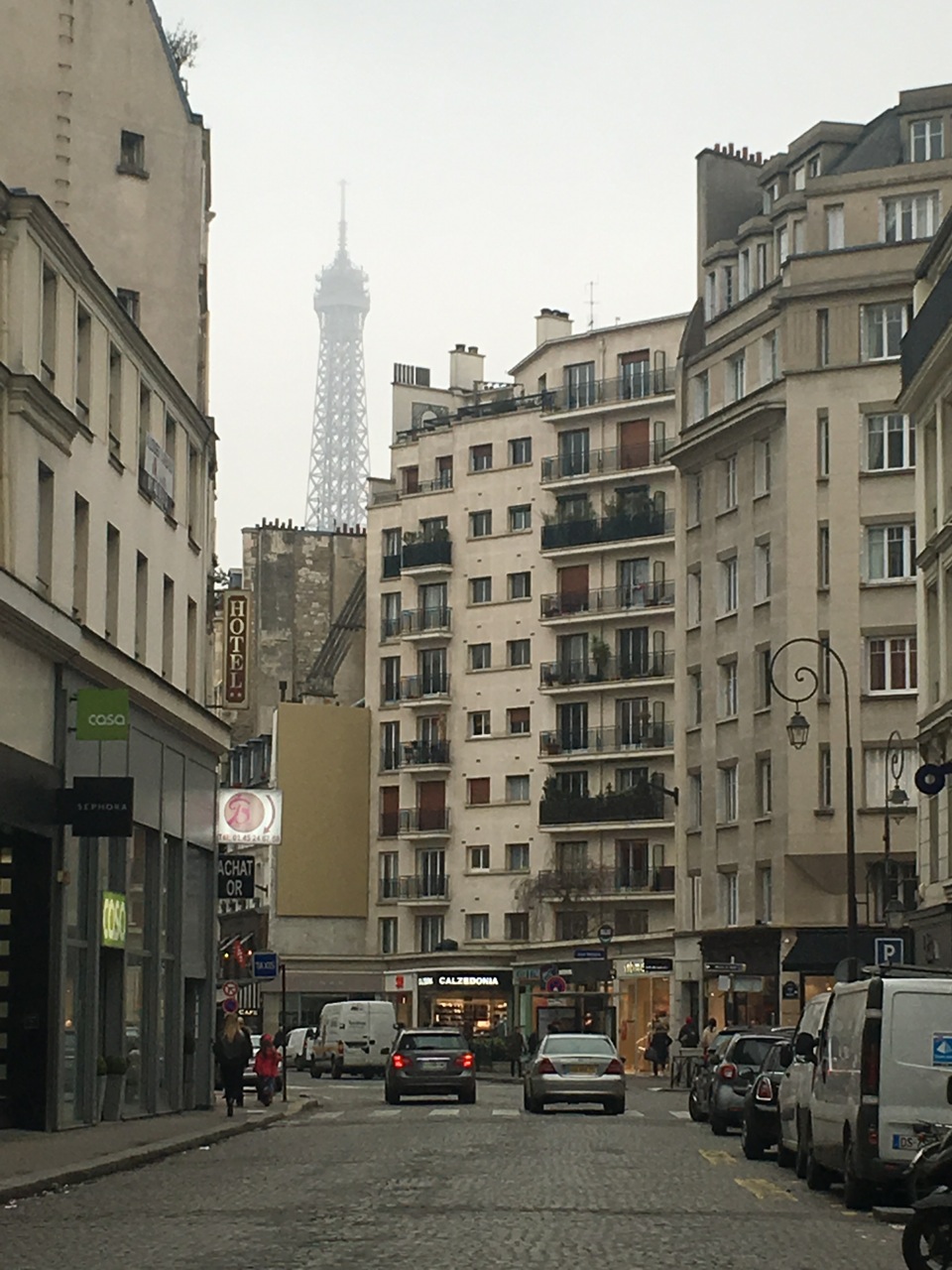 vue depuis la rue de Passy