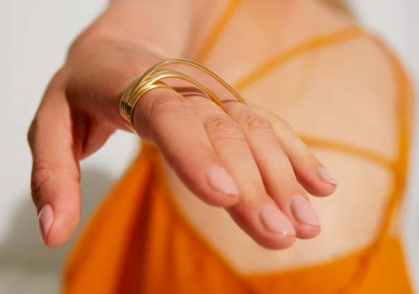 OKAN studio - bague de poing ITO